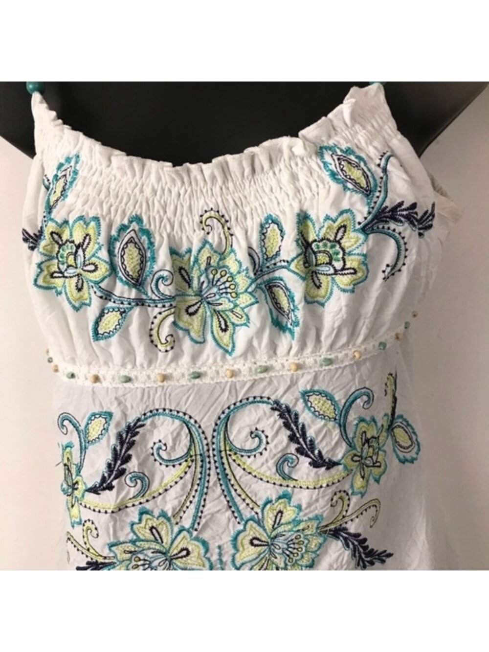 Embroidered Tank - Picture 2 of 7
